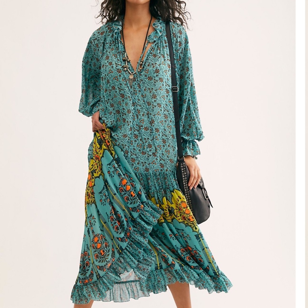 Feeling Groovy Maxi Dress